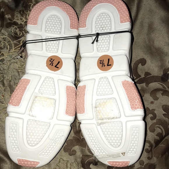 BRAND NEW SOCK SHOES ‼️🖤 - Picture 3 of 5